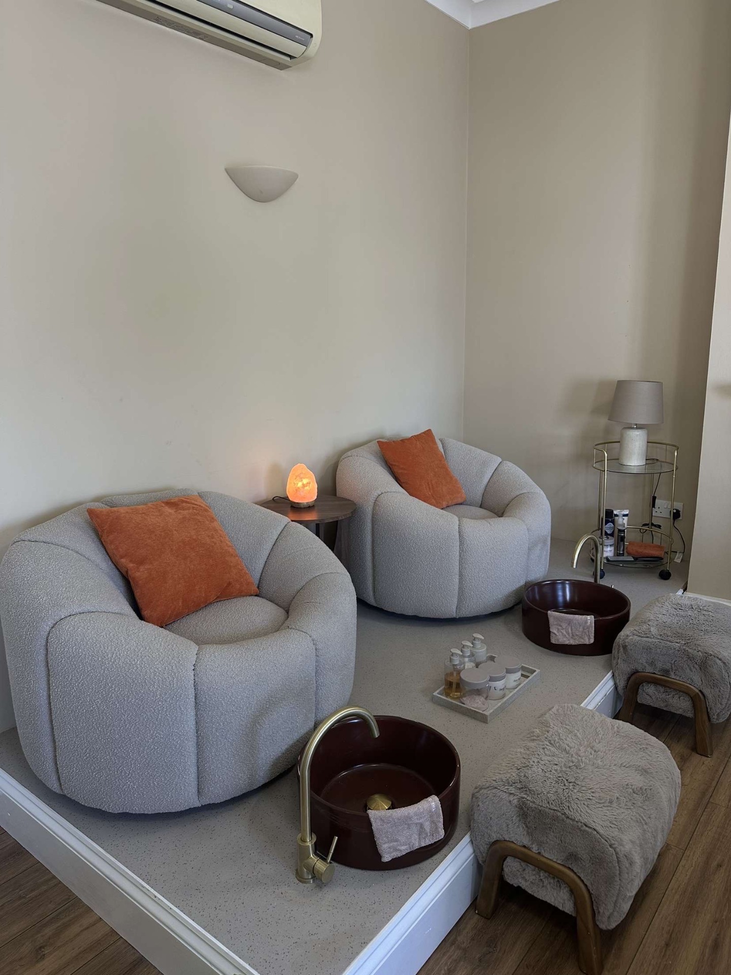 Pedicure chairs